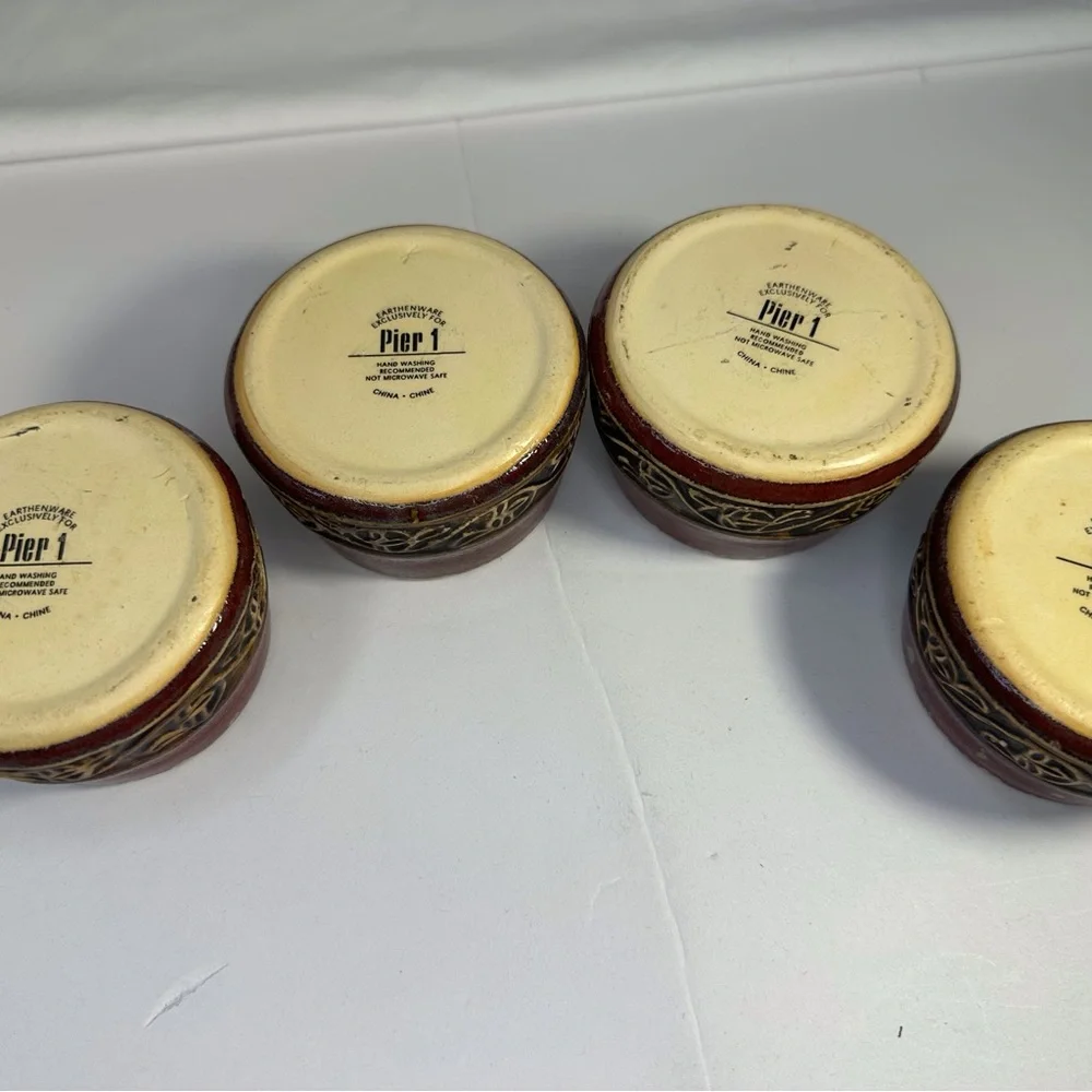Pier 1 Celtic design tea/espresso/Yunomi cups